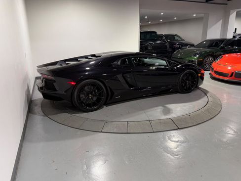 Used 2014 Lamborghini Aventador LP 700-4 image 22