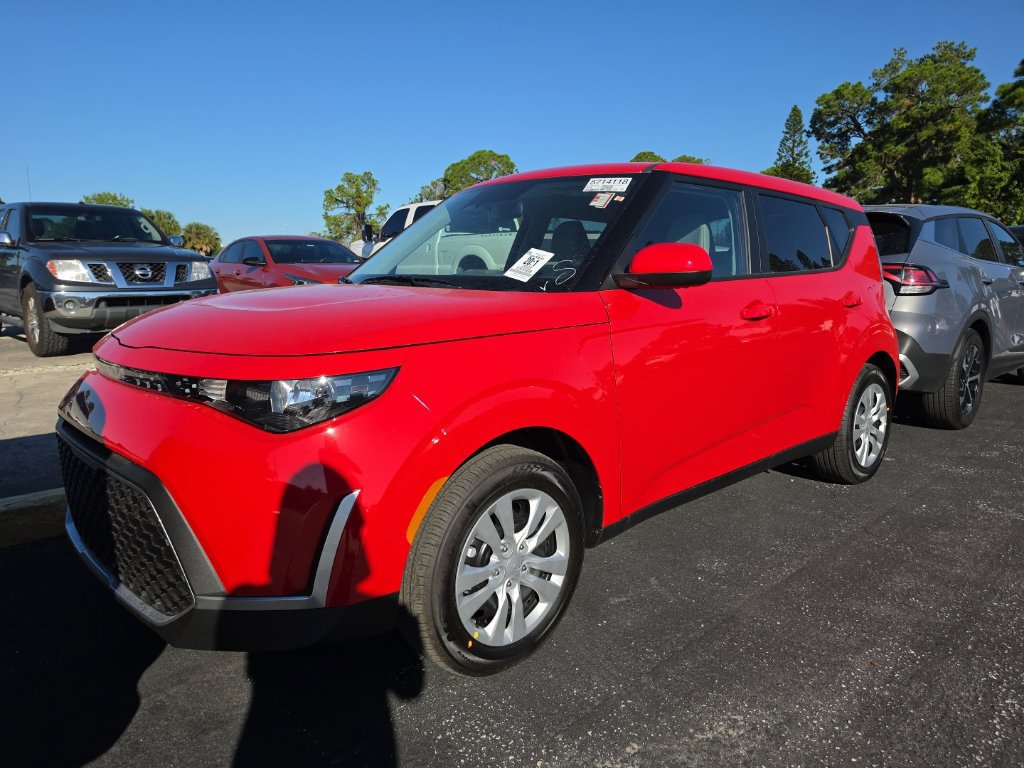 Certified 2023 Kia Soul S FWD image 6
