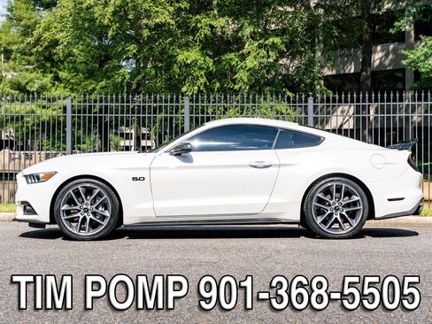 Used 2017 Ford Mustang GT Premium w/ Equipment Group 401A RWD image 9