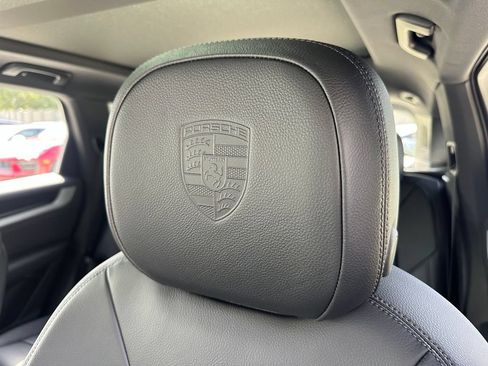 Used 2026 Porsche Cayenne S AWD/4WD image 23