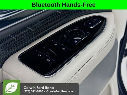 Used 2020 Lincoln Navigator Black Label w/ Cargo Convenience Package AWD/4WD image 18