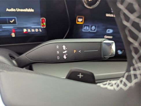 New 2026 Chevrolet Traverse LT image 15