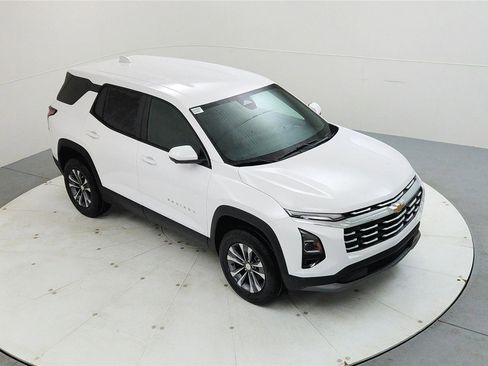 New 2026 Chevrolet Equinox LT w/ Safety and Technology Package image 13