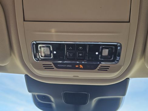 Used 2022 Lincoln Aviator Reserve w/ Class IV Trailer Tow Package RWD image 37