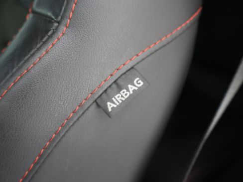 Used 2021 Chevrolet Camaro ZL1 RWD image 39