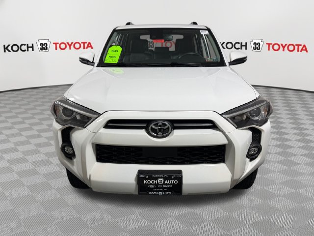Used 2023 Toyota 4Runner SR5 Premium AWD/4WD image 2