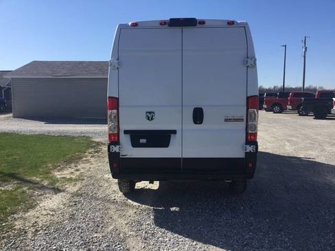 Used 2019 RAM ProMaster 2500 w/ Premium Appearance Group image 7