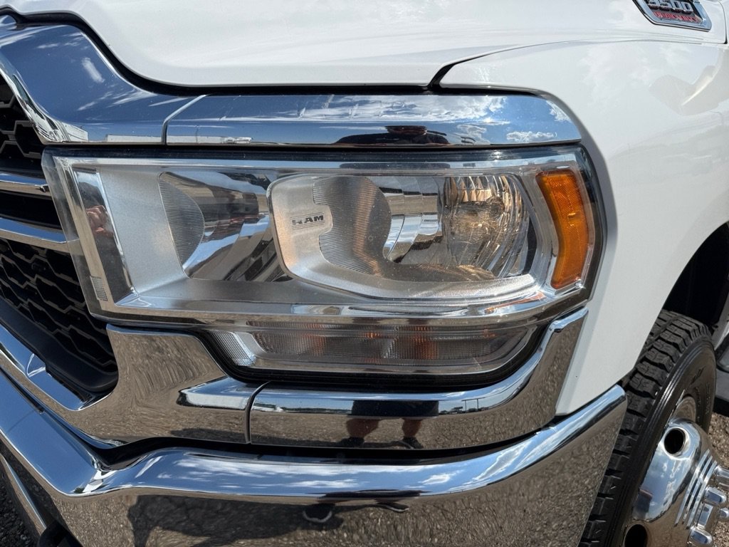 Used 2019 RAM 3500 Tradesman w/ Chrome Appearance Group AWD/4WD image 29