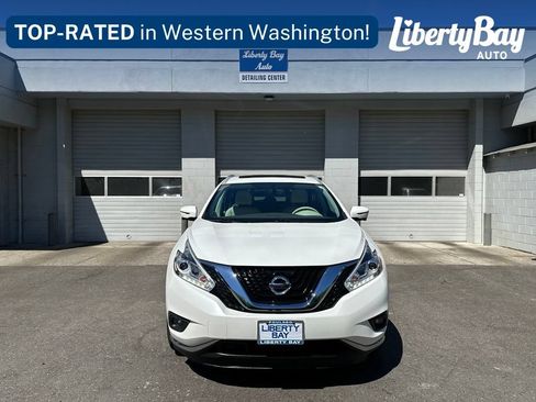 Used 2017 Nissan Murano Platinum w/ Platinum Technology Package AWD/4WD image 2