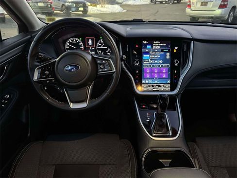 Used 2020 Subaru Outback Premium image 17