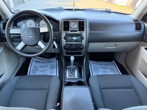 Used 2006 Chrysler 300 RWD image 15