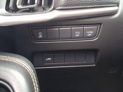 Used 2024 MAZDA CX-90 3.3 Turbo w/ Preferred Plus AWD/4WD image 29
