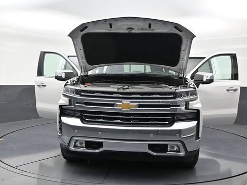 Used 2021 Chevrolet Silverado 1500 LTZ AWD/4WD image 33