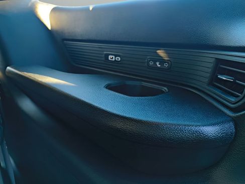 Used 2024 Jeep Wagoneer Series II image 39