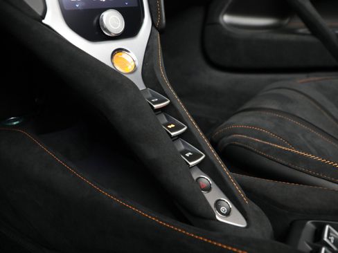 New 2026 McLaren 750S Spider image 29