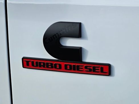 New 2026 RAM 2500 4x4 Crew Cab image 15