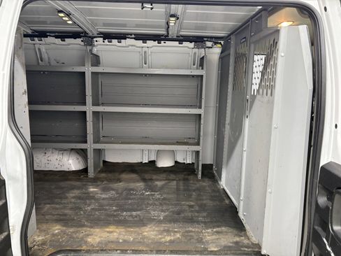 Used 2023 GMC Savana 2500 w/ Driver Convenience Package image 11