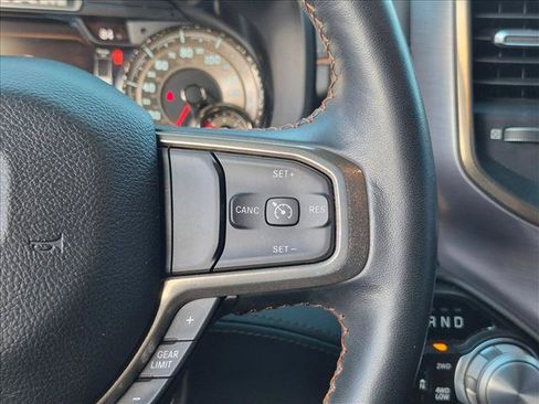 Used 2022 RAM 1500 Limited AWD/4WD image 11