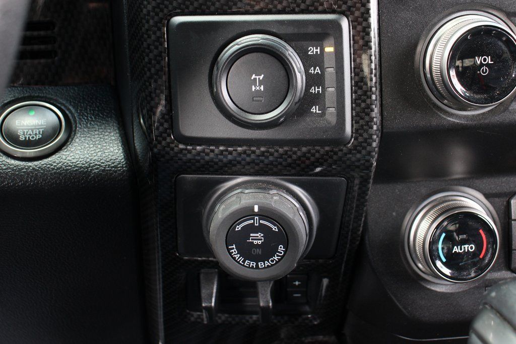Used 2019 Ford F150 Raptor w/ Equipment Group 802A Luxury AWD/4WD image 38