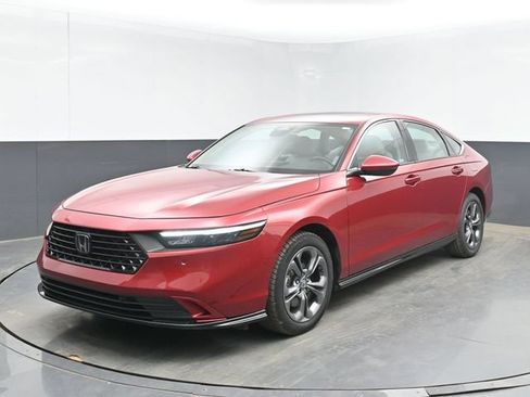 Used 2024 Honda Accord EX-L image 5