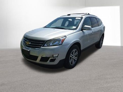 Used 2016 Chevrolet Traverse LT FWD image 1
