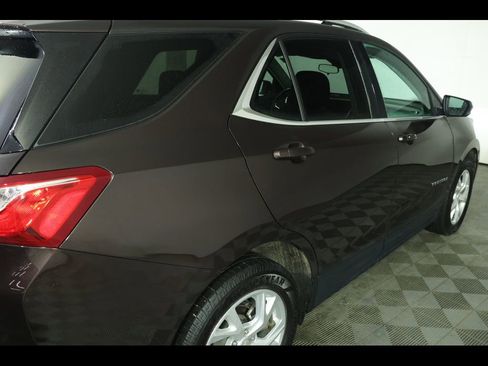 Used 2020 Chevrolet Equinox LT AWD/4WD image 15