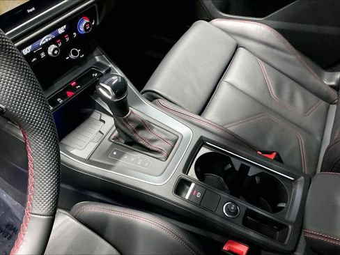 Used 2025 Audi Q3 2.0T Premium Plus w/ Premium Plus Package image 19