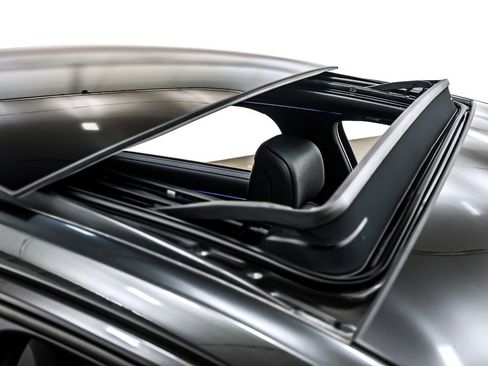 Used 2022 Audi A8 L 3.0T image 21