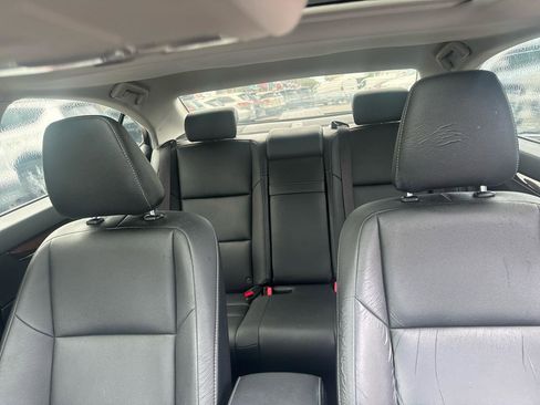 Used 2013 Lexus ES 350 w/ Premium Pkg FWD image 21
