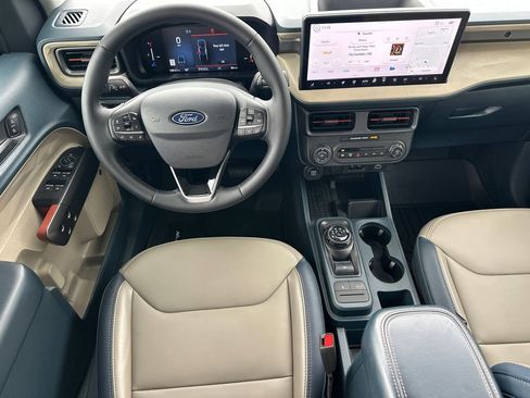Used 2025 Ford Maverick Lariat AWD/4WD image 23
