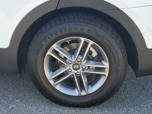 Used 2018 Hyundai Santa Fe Sport image 9