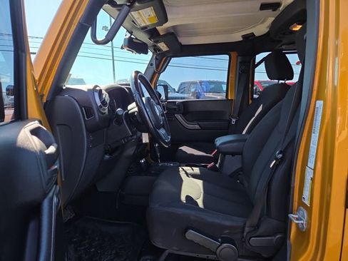 Used 2014 Jeep Wrangler Unlimited Sport w/ Quick Order Package 24S AWD/4WD image 9