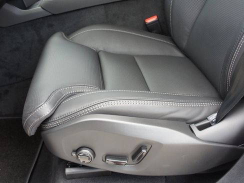 New 2026 Volvo XC90 B6 Ultra image 20