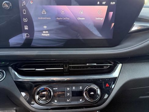 Used 2025 Buick Envista Sport Touring w/ Convenience I Package image 18