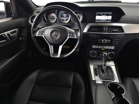 Used 2013 Mercedes-Benz C 300 4MATIC Sedan image 15