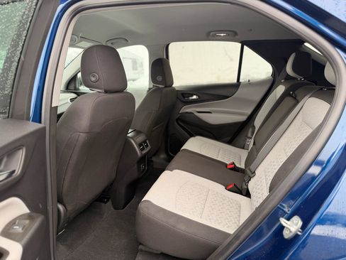 Used 2023 Chevrolet Equinox LS w/ LS Convenience Package image 12