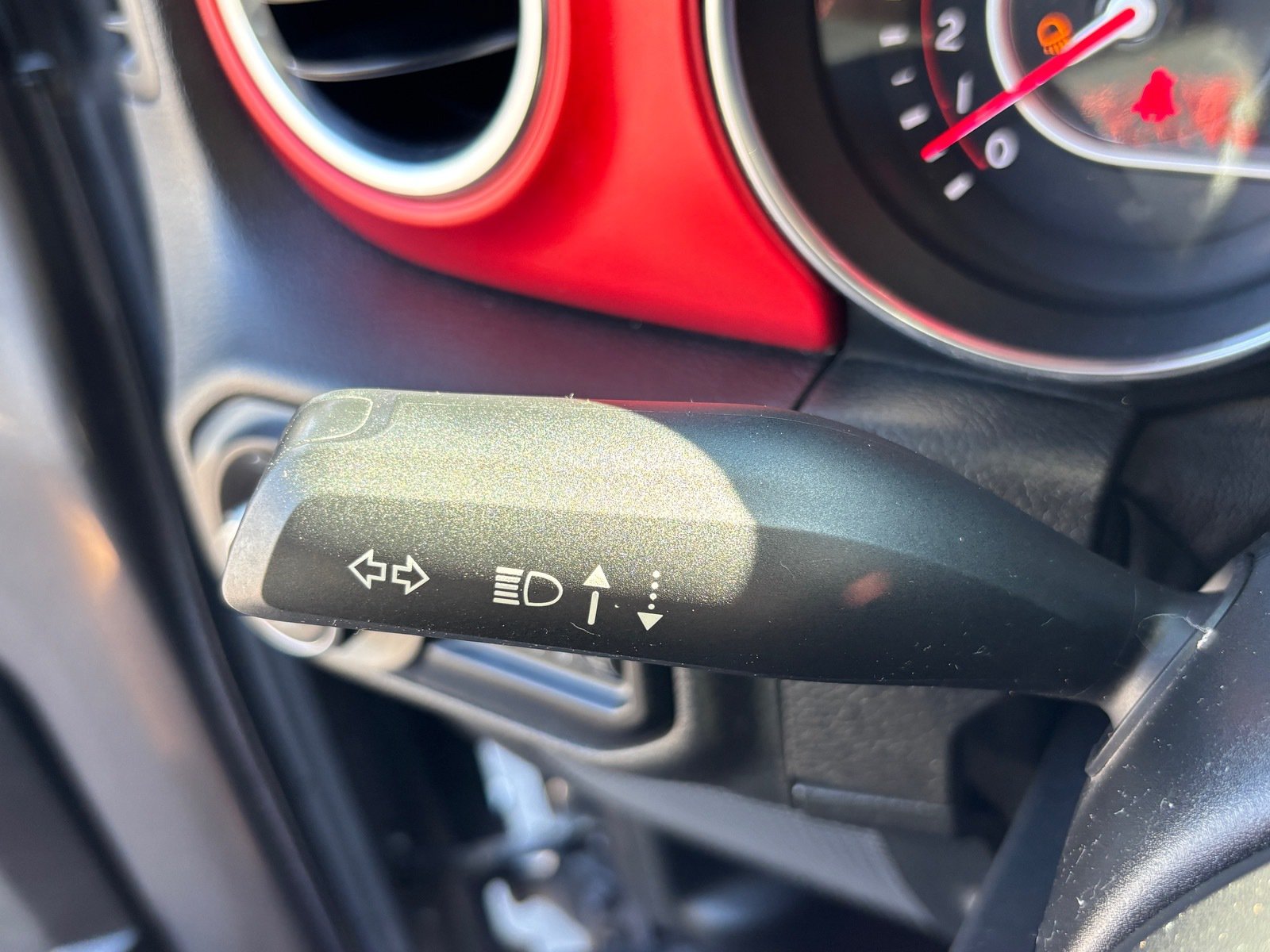 Used 2020 Jeep Gladiator Rubicon w/ Safety Group AWD/4WD image 24