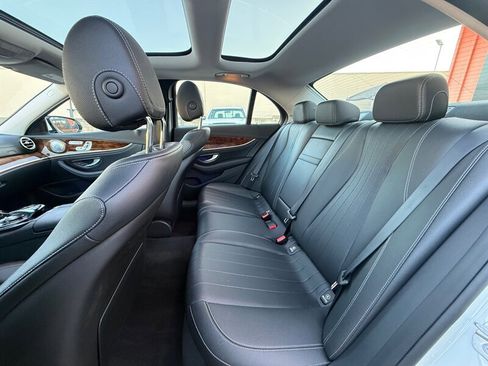 Used 2018 Mercedes-Benz E 300 image 27
