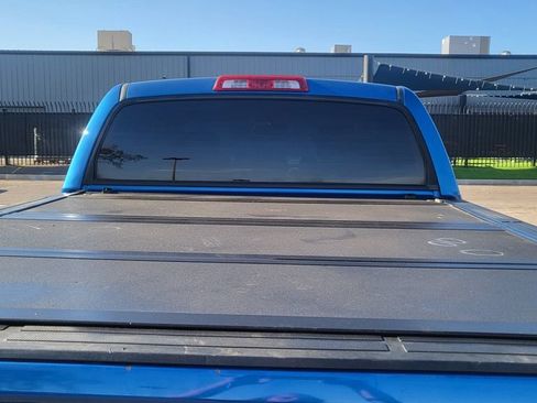 Used 2018 Toyota Tundra SR5 w/ SR5 Upgrade Package AWD/4WD image 13