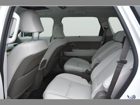 New 2026 Hyundai Palisade Limited FWD image 11