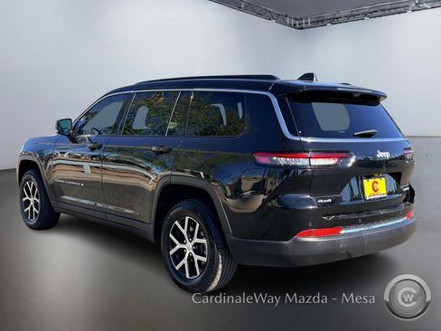 Used 2024 Jeep Grand Cherokee L Limited w/ Luxury Tech Group II image 6