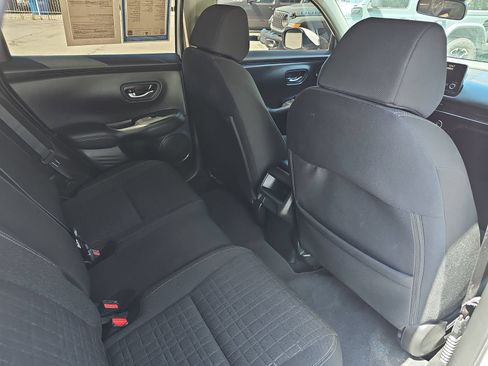 Used 2023 Honda HR-V LX image 11