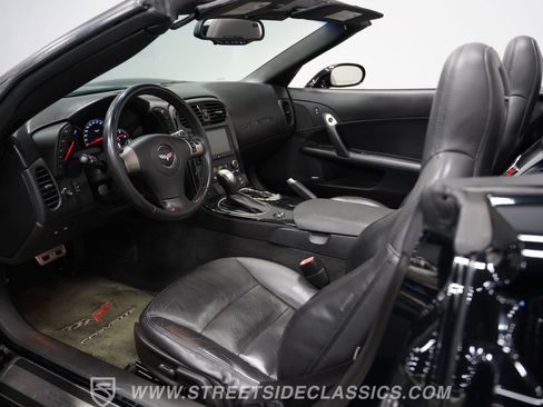 Used 2008 Chevrolet Corvette Convertible w/ Preferred Equipment Group image 4