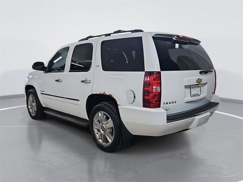 Used 2010 Chevrolet Tahoe LTZ image 6
