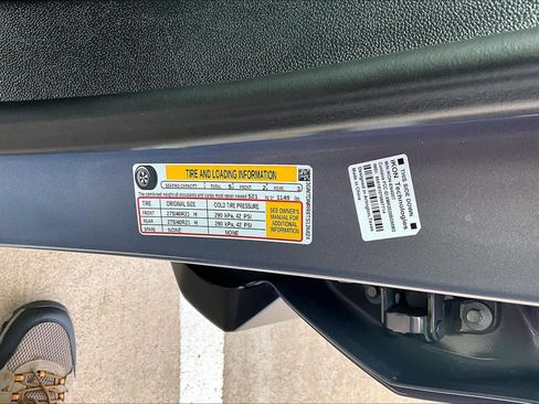 New 2026 Chevrolet Equinox EV LT w/ LPO, All-Weather Mat Package AWD/4WD image 21
