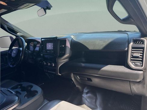 Used 2022 RAM 2500 Tradesman w/ Chrome Appearance Group AWD/4WD image 26