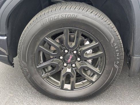 Used 2025 GMC Sierra 1500 Elevation AWD/4WD image 11