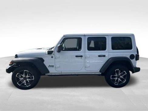 Used 2025 Jeep Wrangler Unlimited Sport S 4xe w/ Convenience Group AWD/4WD image 2