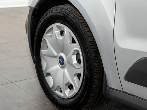 Used 2015 Ford Transit Connect XL image 9