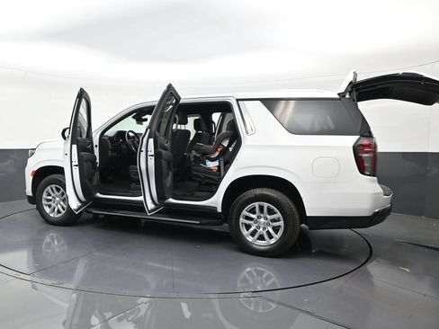 Used 2024 Chevrolet Tahoe LS RWD image 31